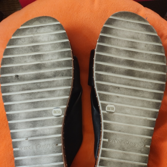 Vince Camuto Sandals...Black Leather 8.5 - Picture 6 of 6